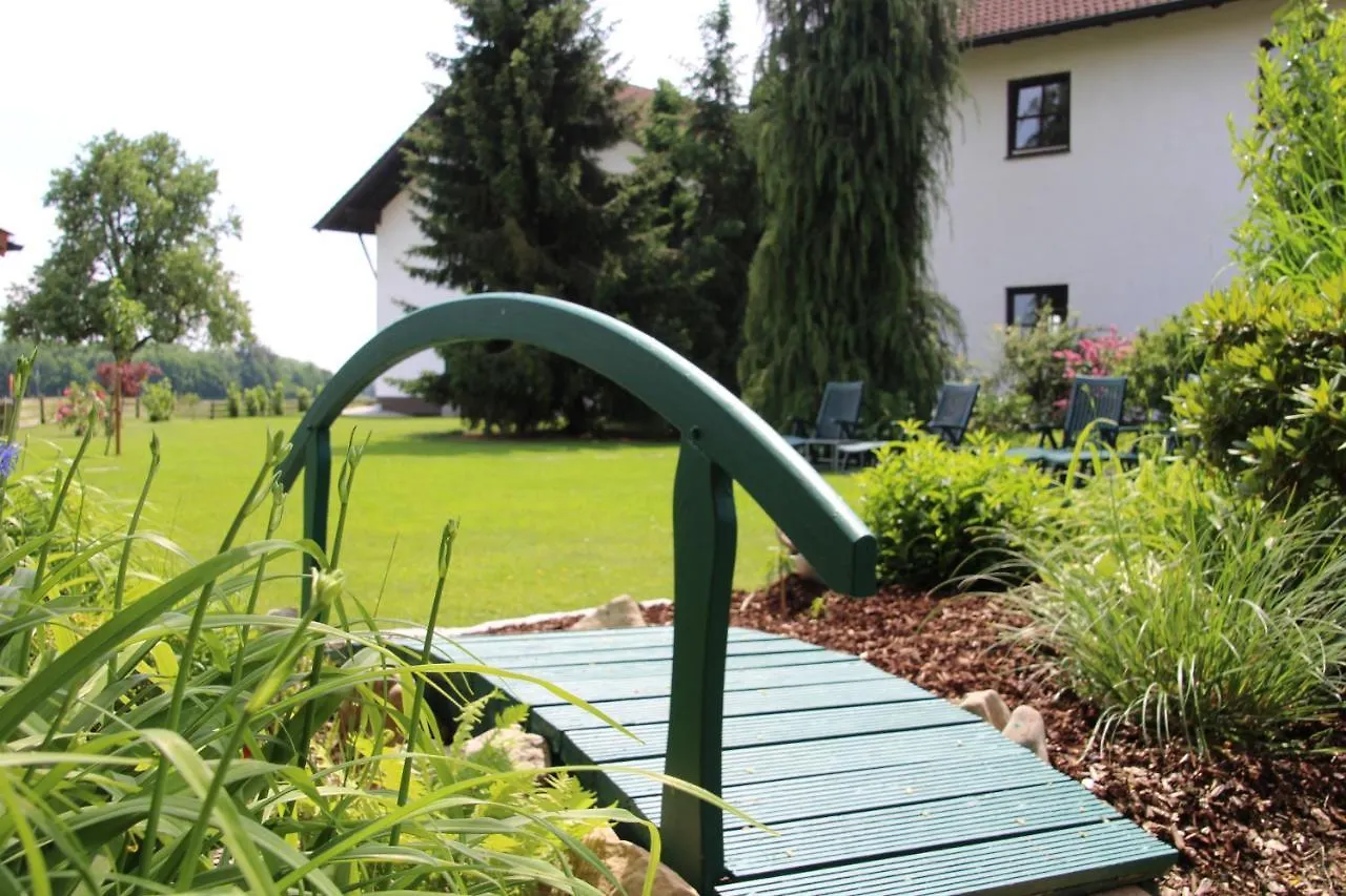 Erwachsenen Aparthotel Naturidyll - Der Wieserhof Bad Fussing 0*,  Germany